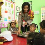 Wujudkan Program Nasional Polres Pesawaran Laksanakan Serta Bagikan Makanan Bergizi Ke Sekolah