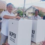 Usai Nyoblos di TPS 06 Aries Sandi DP Keliling Pantau Langsung TPS di Tiga Desa