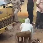 Anggota DPRD Lampung Disiram Air Genangan Saat Tinjau Jalan Rusak, Aksi Warga Ini Bikin Tawa