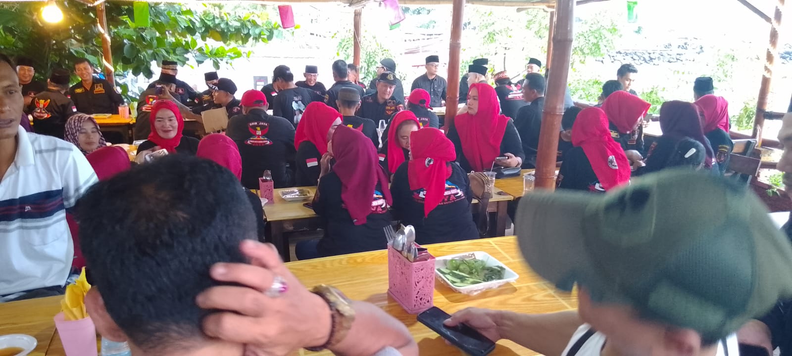 GRIB JAYA DPC Tanggamus Gelar Buka Puasa Bersama: Momentum Perkuat Kebersamaan dan Strategi Organisasi