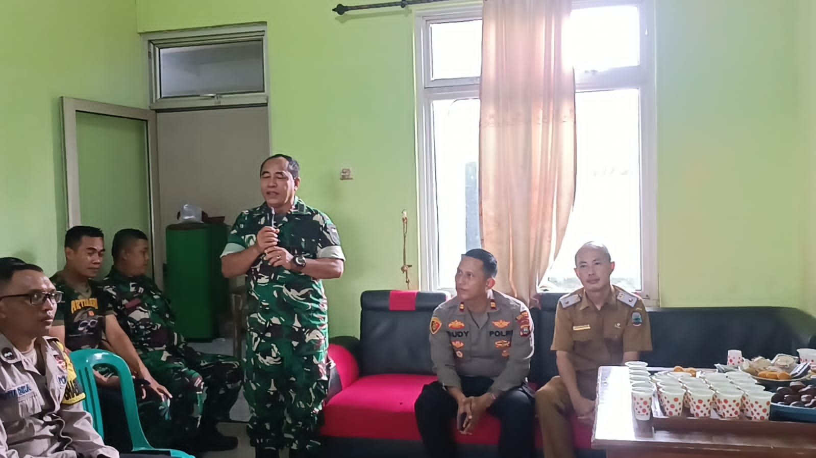 Hangatnya Halal Bihalal dan Syukuran Kenaikan Pangkat di Koramil 0421-09 Tanjung Bintang