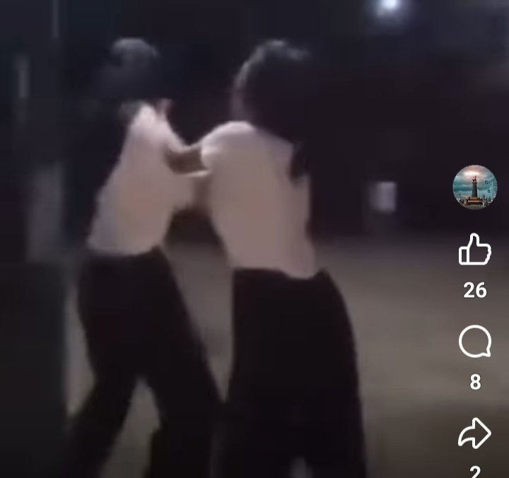 Viral! Remaja Berhijab Dipaksa Sujud Sambil Dianiaya, Polisi Selidiki Kasus Perundungan Brutal di Pringsewu