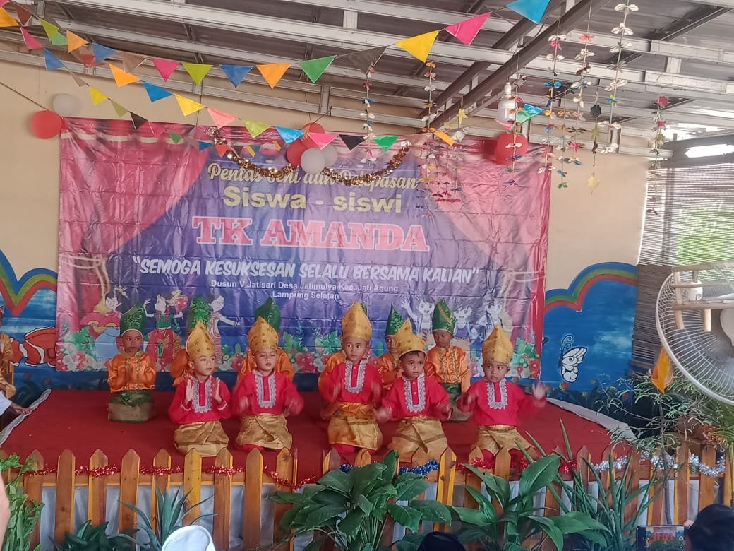 Pentas Seni TK Amanda Jati Sari Meriah dan Haru
