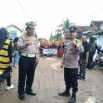 Polsek Gedong Tataan Kawal Ketat Festival Budaya Desa Bagelen, Pastikan Kegiatan Berlangsung Aman dan Kondusif