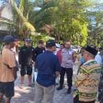 Polsek Padang Cermin Sosialisasikan Bahaya Bom Ikan ke Warga Pesisir