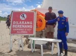 Waspada Arus Laut, Polisi Imbau Wisatawan Hindari Zona Berbahaya di Pantai Lampung Selatan