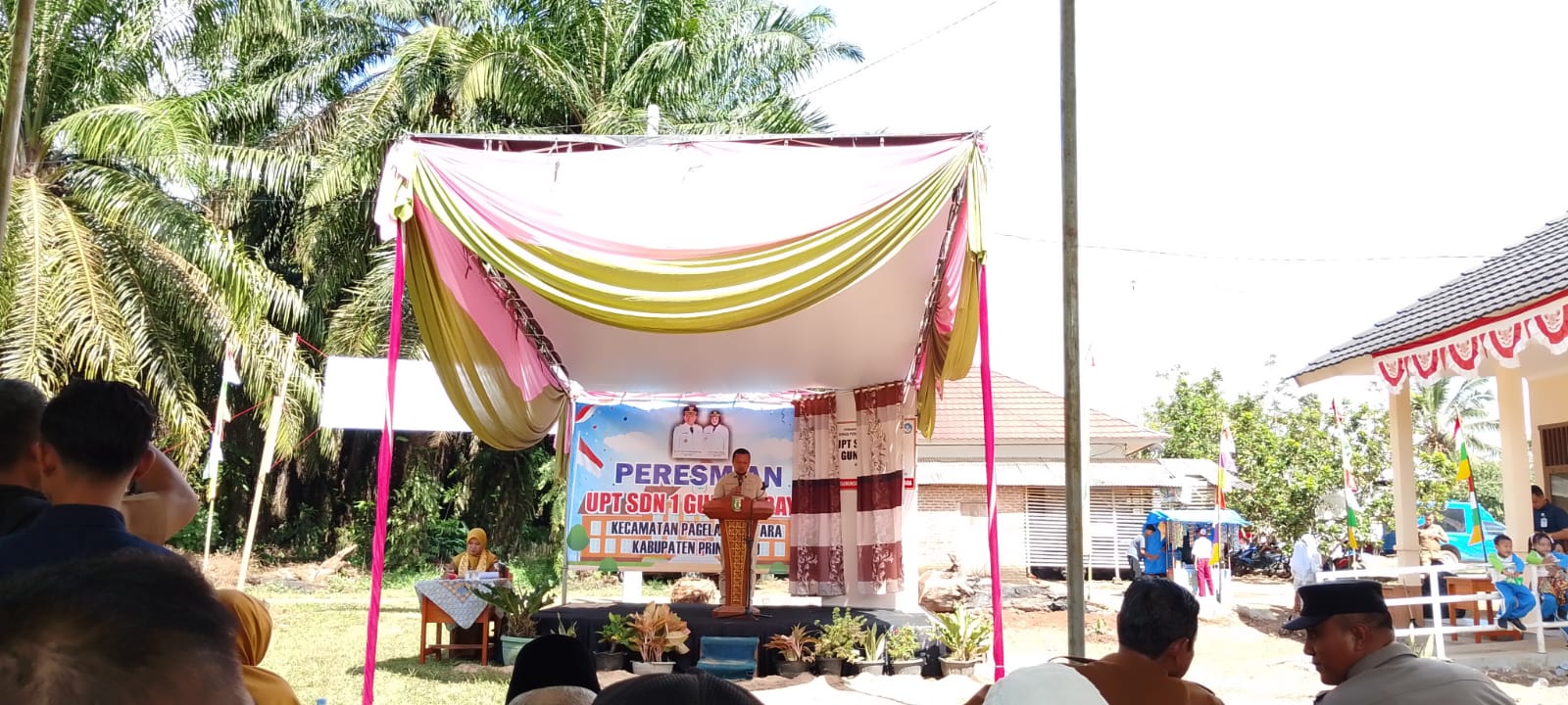 Bupati Pringsewu Resmikan UPT SD Negeri 1 Gunung Raya sebagai Sekolah Definitif