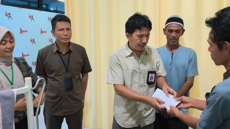 Kepedulian LPAI Lampung Timur Menguatkan Harapan Kesembuhan Adik Zulya Ulfa