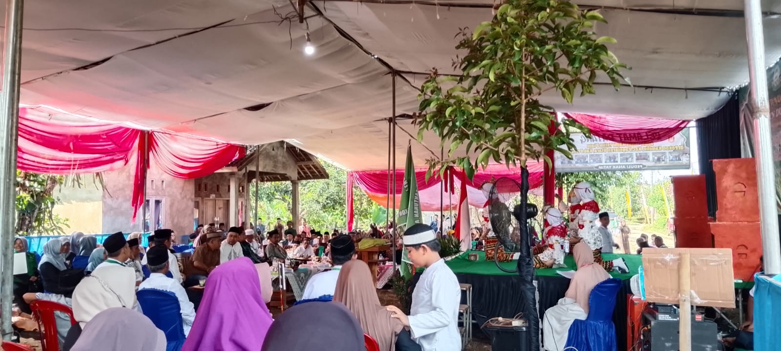 Santunan Anak Yatim Warnai Peringatan 1 Muharram 1448 H di Pekon Kamilin