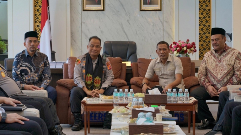 Sinergi Polda Aceh Jadi Fokus, Kapolda Ruddi Setiawan Silaturahmi dengan Ketua DPRA Bahas Stabilitas Daerah