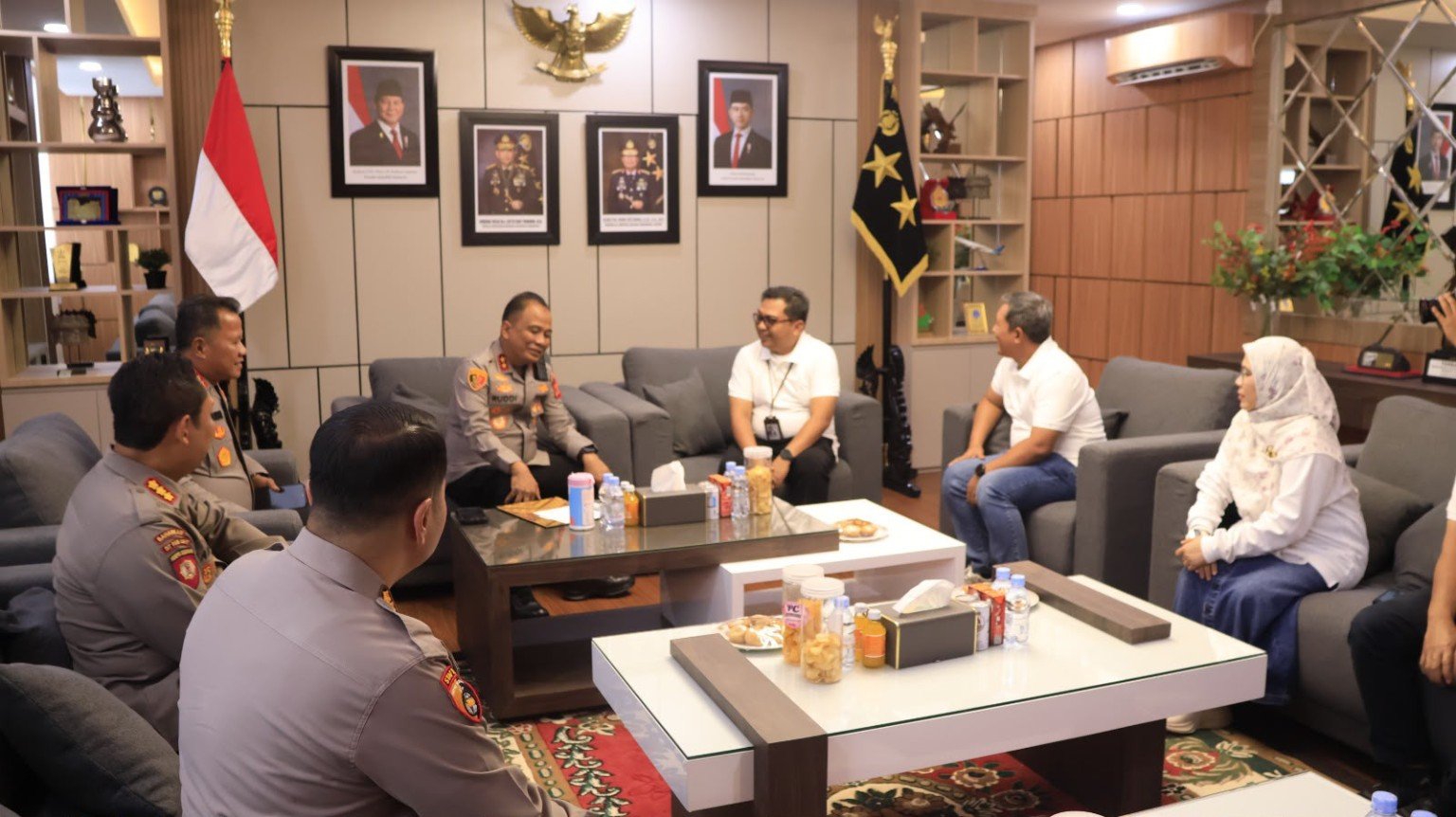 Silaturahmi Kapolda Aceh dengan PLN UID Perkuat Kolaborasi Jaga Kamtibmas dan Keandalan Listrik Aceh
