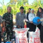 Ketahanan Pangan TMMD Diperkuat, Kodim 0620 Cirebon Salurkan 1.200 Bibit Lele dan 60 Kg Pakan untuk Warga Desa Luwung Kencana