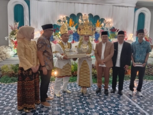 Nikah Massal Lampung: Gubernur Mirza Hadiri Begawi Cinta Lampung 2026, Ringankan Beban Warga
