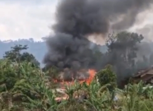 Diduga Korsleting Listrik, Rumah Warga di Lampung Barat Ludes Terbakar dalam Hitungan Menit
