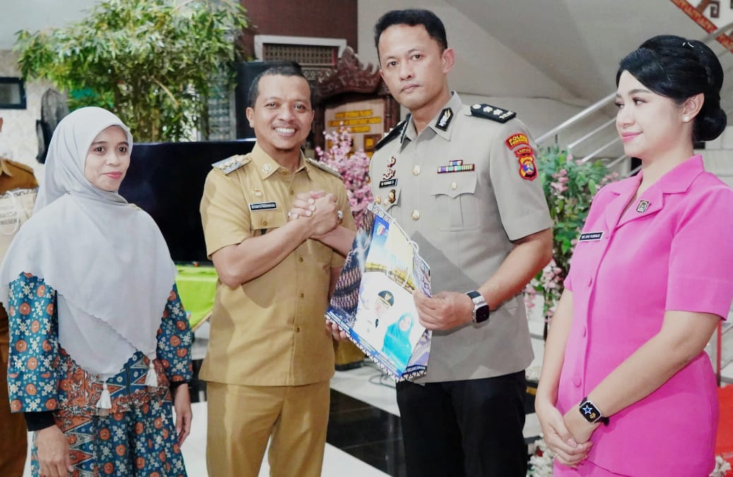 Kapolres Pringsewu Berganti, Bupati Tekankan Sinergi Jaga Kamtibmas dan Pelayanan Publik