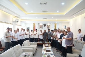 Wagub Aceh dan DPRA Bahas Percepatan Qanun APBA dan Stabilitas Sosial