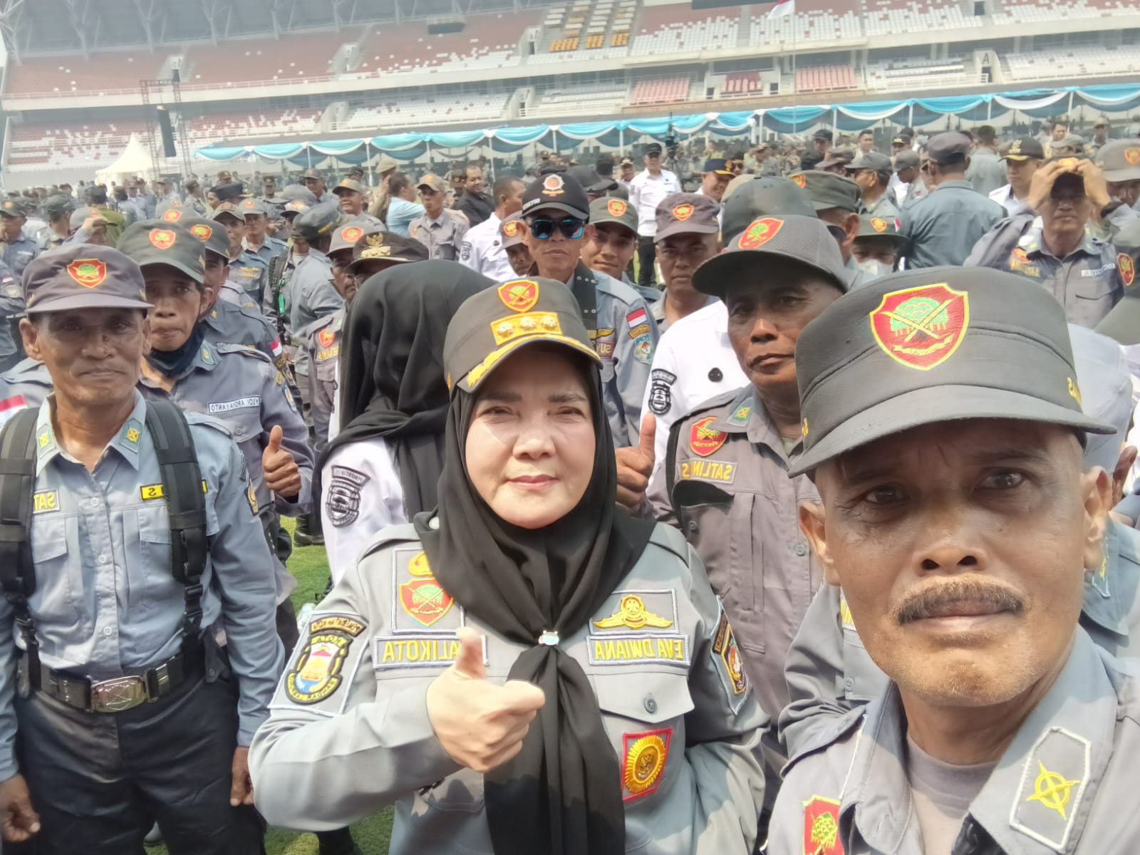 Eva Dwiana Hadiri Apel Akbar Linmas di Palembang, Perkuat Sinergi Pemerintah dan Masyarakat