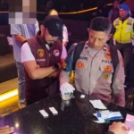 Razia Tempat Hiburan Malam di Cirebon, Polisi Amankan 6 Botol Miras