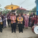 766 Seragam Gratis Pemkab Lambar Hapus Jurang Kaya Miskin di Sekincau