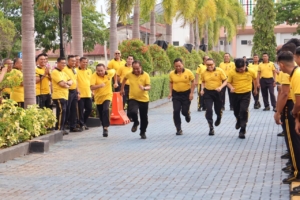 Lomba Lari Antar-Satker Polda Aceh Semarakkan Olahraga Jumat, Kapolda Dorong Sportivitas Personel