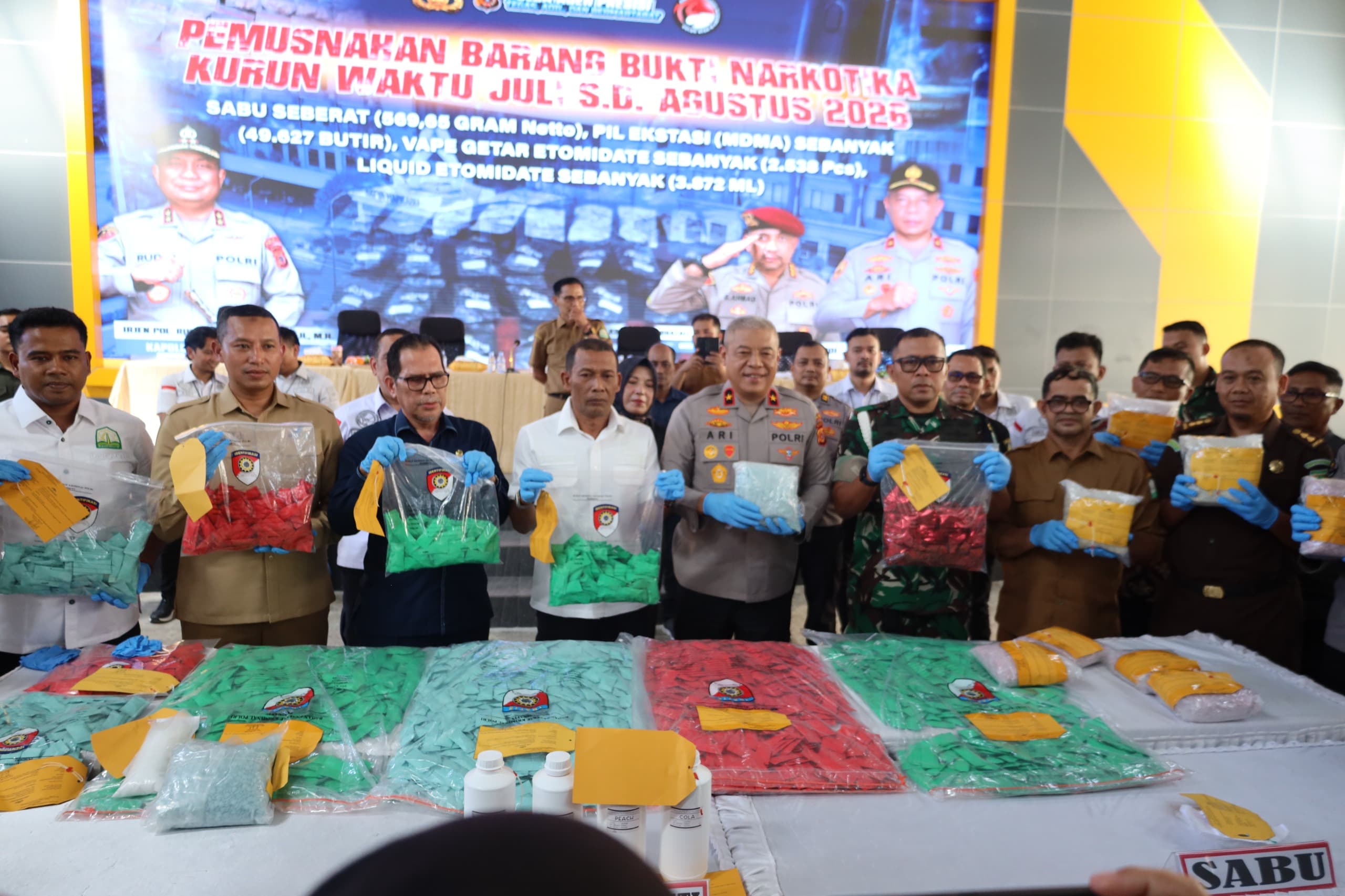 Polda Aceh Musnahkan 2.538 Cartridge Vape Mengandung Etomidate