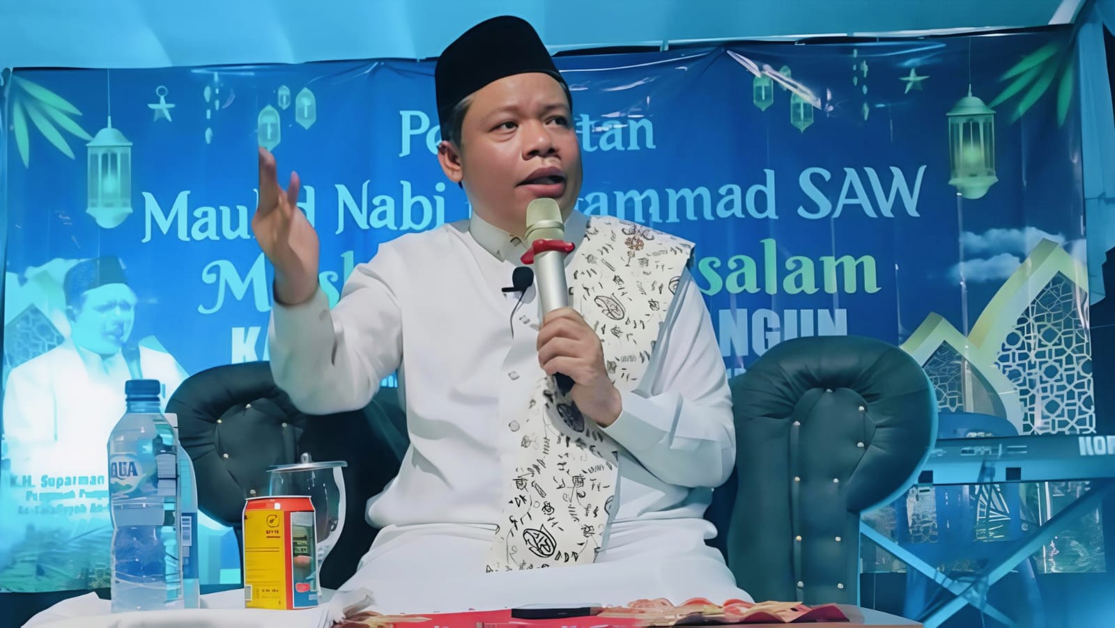 Maulid Nabi dan Ngaji Kebangsaan di Kutowinangun, Ustaz H. Suparman Tekankan Akhlak dan Persatuan