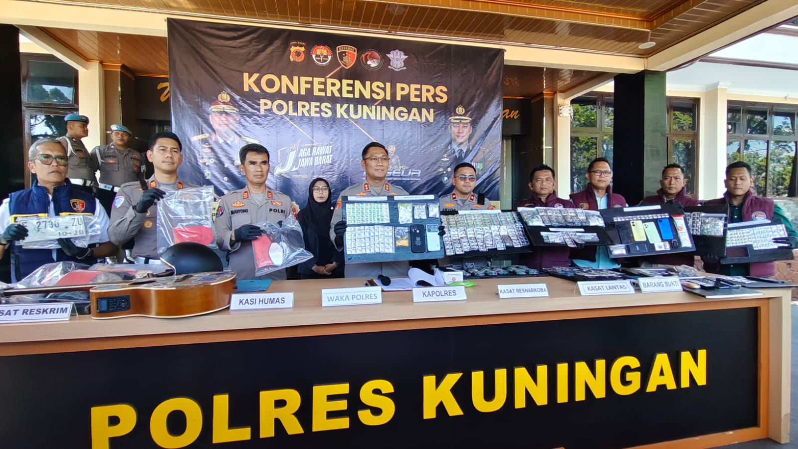 Narkoba Kuningan: Polres Ungkap 12 Kasus, 22 Tersangka Diamankan