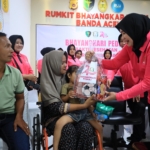 Bhakti Kesehatan Bhayangkari Layani 2.000 Warga Aceh Tamiang, 74 Nakes Turun Berikan Layanan Gratis