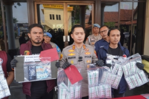 9.700 Obat Keras Diamankan, Polisi Bongkar Dugaan Peredaran Tramadol dan Trihexyphenidyl di Cirebon